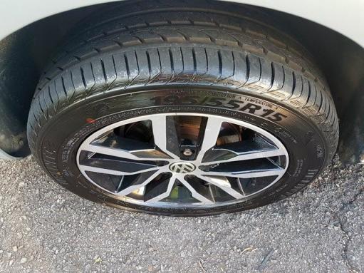 VOLKSWAGEN FOX 2013/2014 1.6 MI 8V FLEX 4P MANUAL - Foto 6