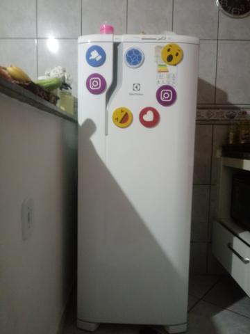 Vendo geladeira!