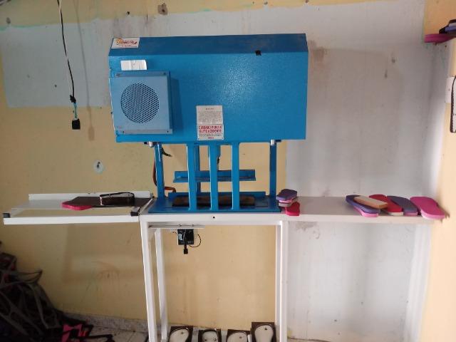 Vendo ou troco maquina automática fazer chinelos compacta print - Foto 5