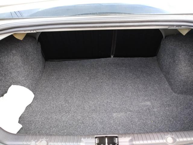 Ford fiesta sedan - Foto 5