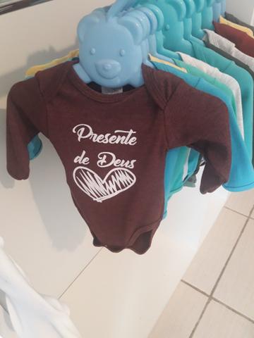 Vendo 22 conjuntos infantil