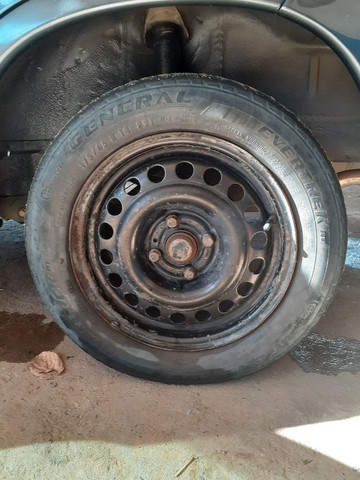 Rodas 14 de ferro