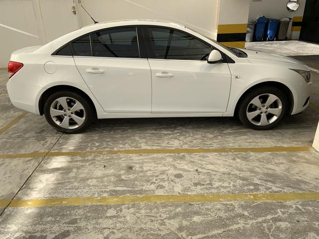 Cruze Sedan Branco LT 1.8 Automático - Foto 3