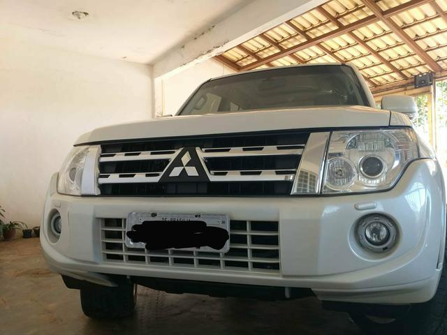 PAJERO FULL 3.2 Turbo Disel, 4x4, 7 lugares - 2013/13 - Foto 2