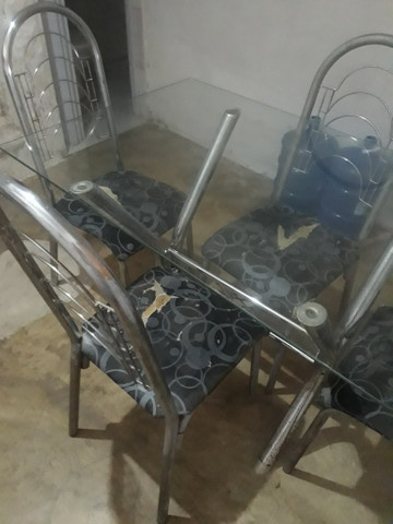 Vendo mesa de vidro