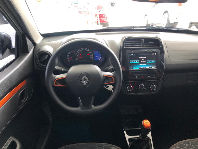 Kwid Outsider 1.0 Flex Mec Completo 2020 Único Dono - Foto 9
