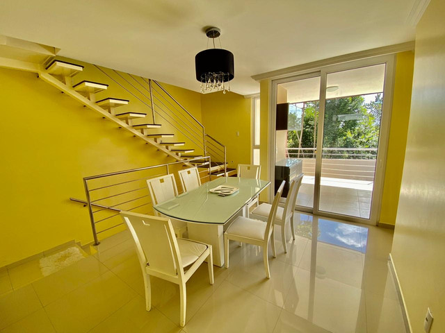 Casa com 4/4 , piscina com espaço gourmet, varanda - Foto 13