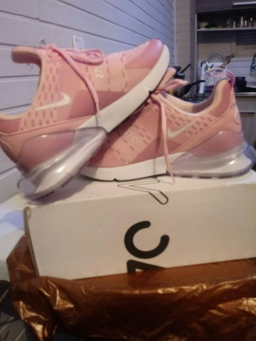 tenis nike 270 rosa