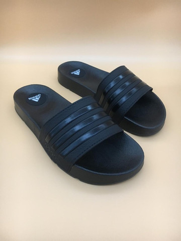 Chinelos slides