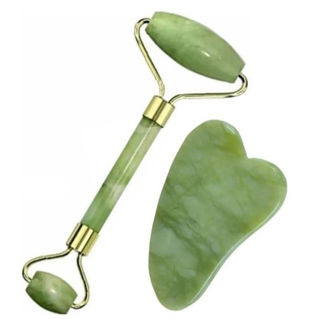 Rolinho Massageador Facial De Pedra De Jade Verde + Gua Sha Energética - Foto 4