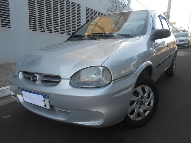 comprar Chevrolet Corsa Sedan em Piracicaba - SP