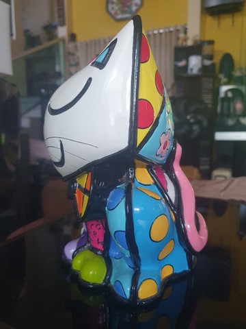 Escultura Romero Britto Gato Grande em resina