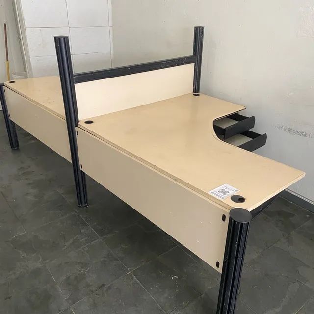 Mesa de escritório profissional 