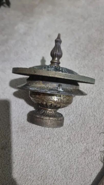 Item antigo em bronze desconheço onq seja vendo barato  - Foto 2