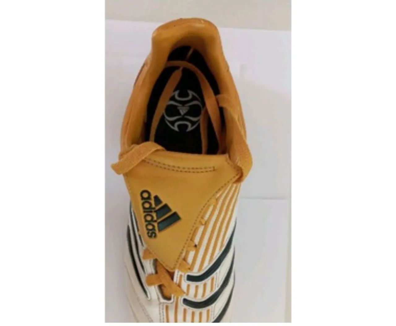 Chuteira Adidas - Foto 3