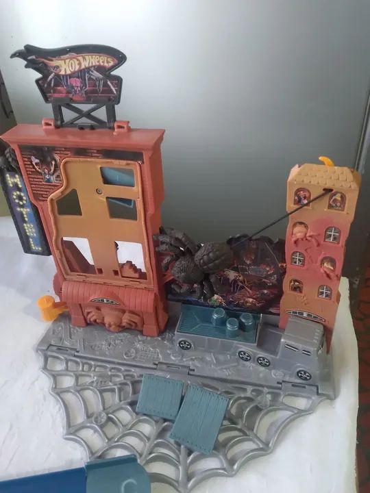 Pista Hot Weels Spider hotel - Foto 4