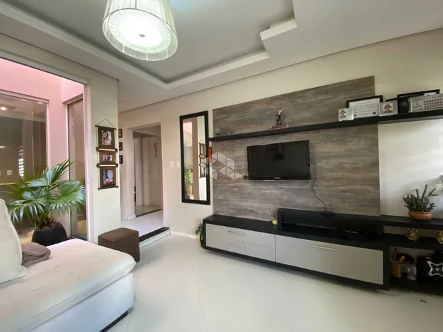 Casa com piscina e 3 dormitórios em Santa Cruz do Sul