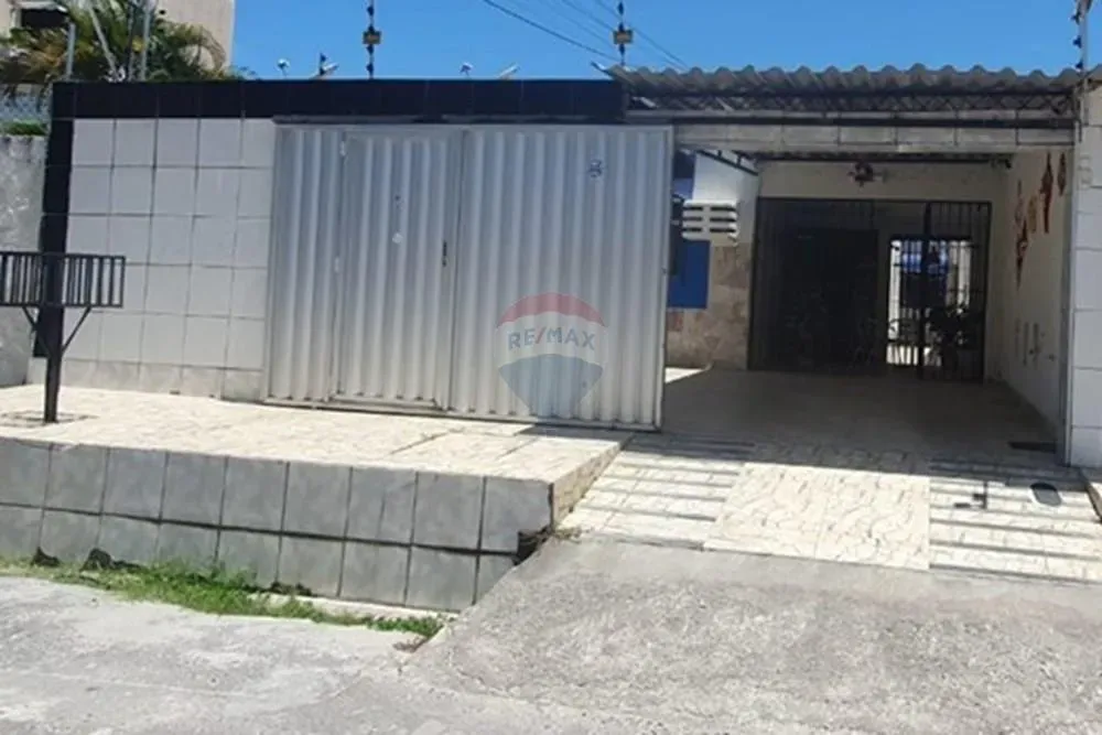 Casa a venda em Campo Grande com 4 QUARTOS