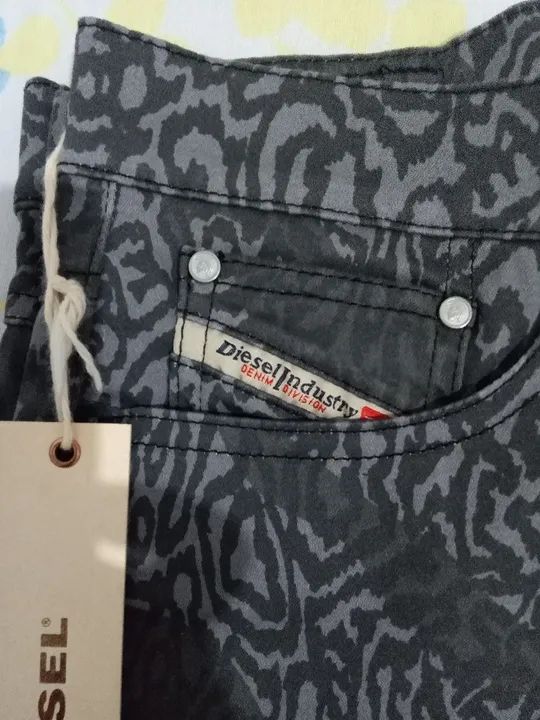 Shortinho Jeans Curtinho Diesel Novo - Foto 2