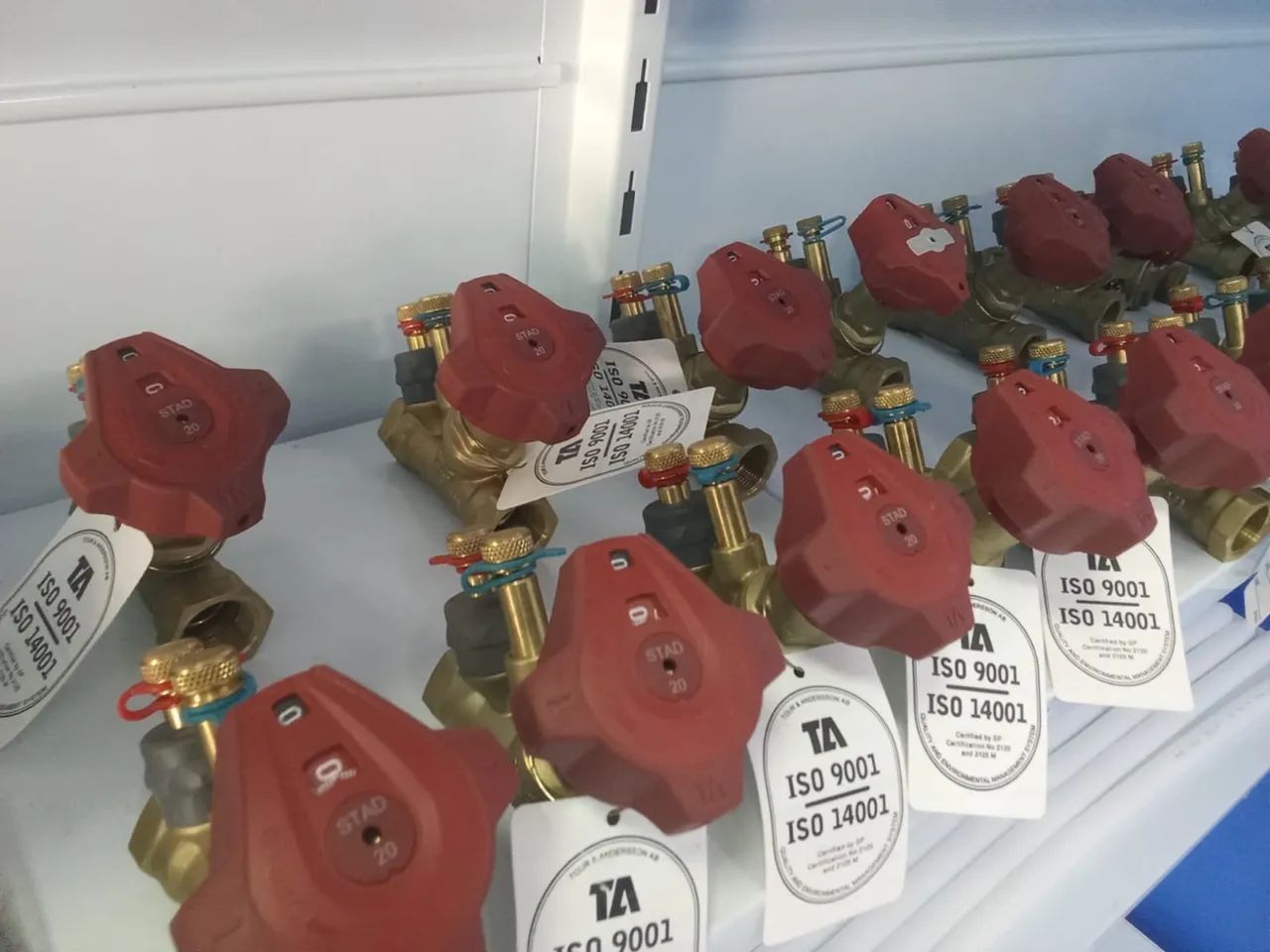 Valvulas T&A -  3/4 e 1 Polegada