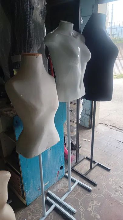 Manequins de busto com suporte bustos para loja de roupas - Foto 5