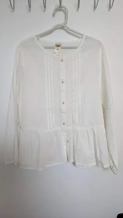 Blusa branca em algodão para menina