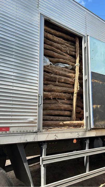 Madeira para construção de cercas