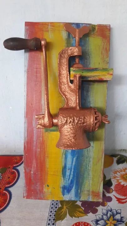 Antique Centenary Mill for Rustic Decoration - read the ad64551292926977123