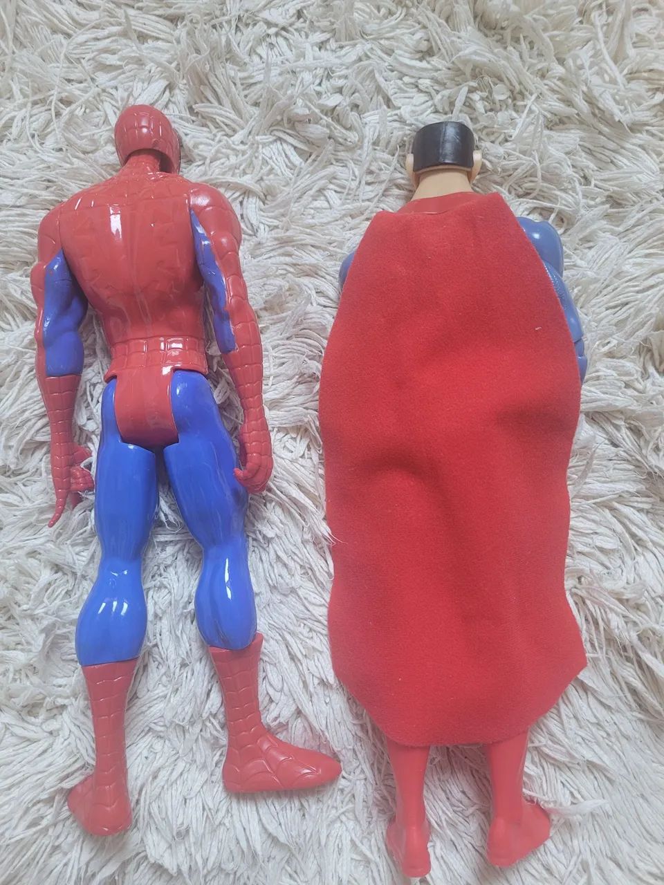 Bonecos Homem Aranha e Superman 30 cm - Foto 2