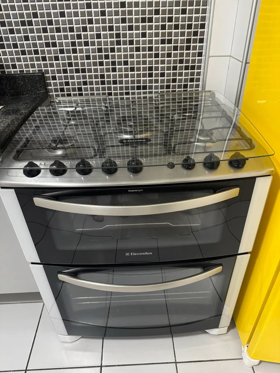 Fogão Eletrolux 5 bocas  - Foto 2