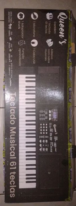 Teclado Queens 61 Teclas Usado