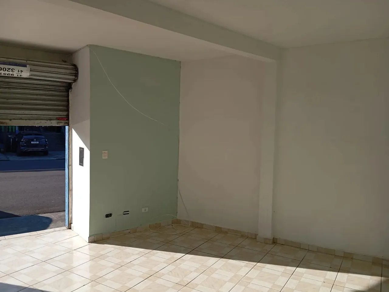 Imóvel para aluguel tem 35 metros quadrados em Cajuru - Curitiba - PR