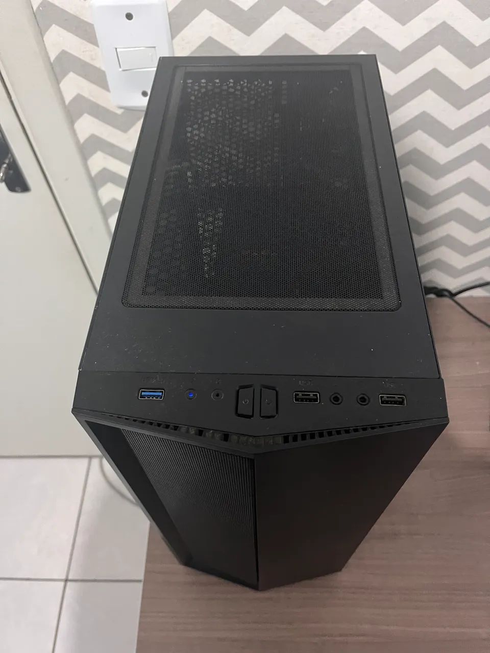 PC GAMER, i3-10100F, PLACA DE VÍDEO NVIDIA 1650, 16gb RAM 3600mhz, Placa-Mãe ASRock H410M