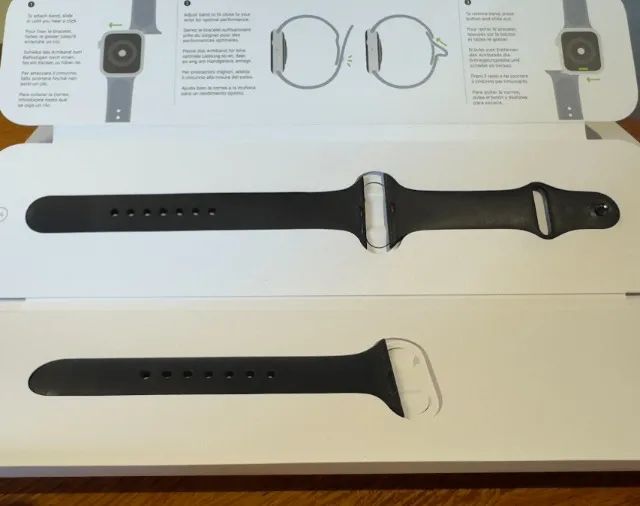 Apple Watch 4 - 44 mm - Space Gray - Foto 4