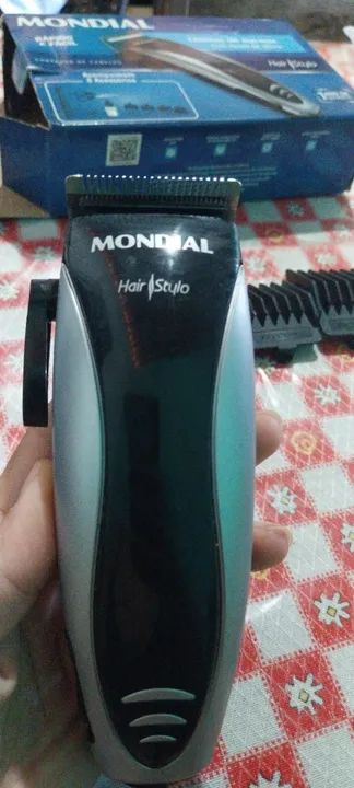Máquina de cabelo mondial