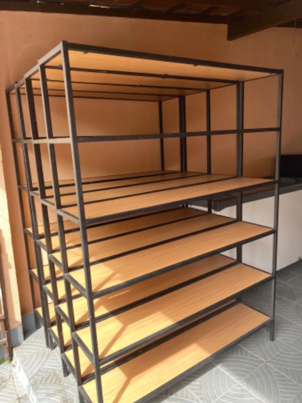 Prateleiras 64305475495553123