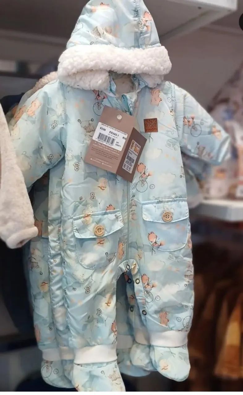Macacão Infantil Azul com Capuz e Estampa Fofa