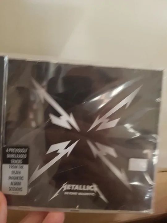 Cd metallica - beyond magnetic importado (lacrado)