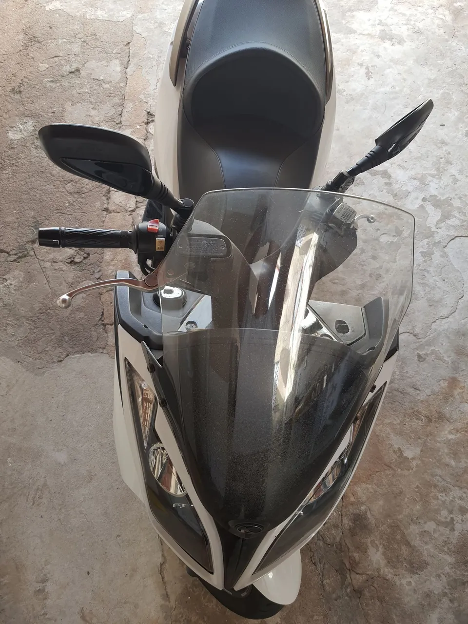 Moto Scooter Downtown 300i Linda