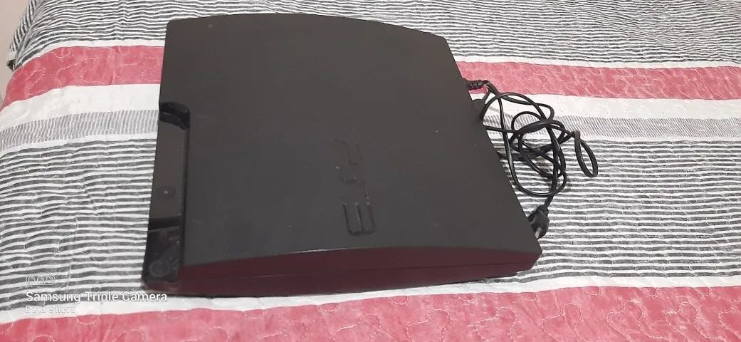 PS3 PlayStation 3   - Com 2 Controles! - Foto 2
