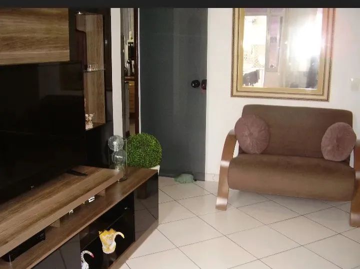 EXCELENTE APARTAMENTO FRENTE / VARANDA / 2 QTS / 1 VAGA - VISTA ALEGRE - Foto 2