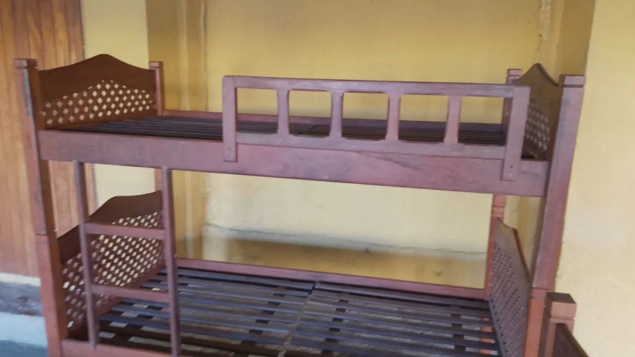 Black fray Beliche e cama madeira rústico 