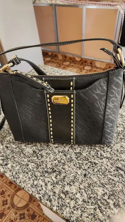 Bolsa Victor Hugo - Preta - Foto 6