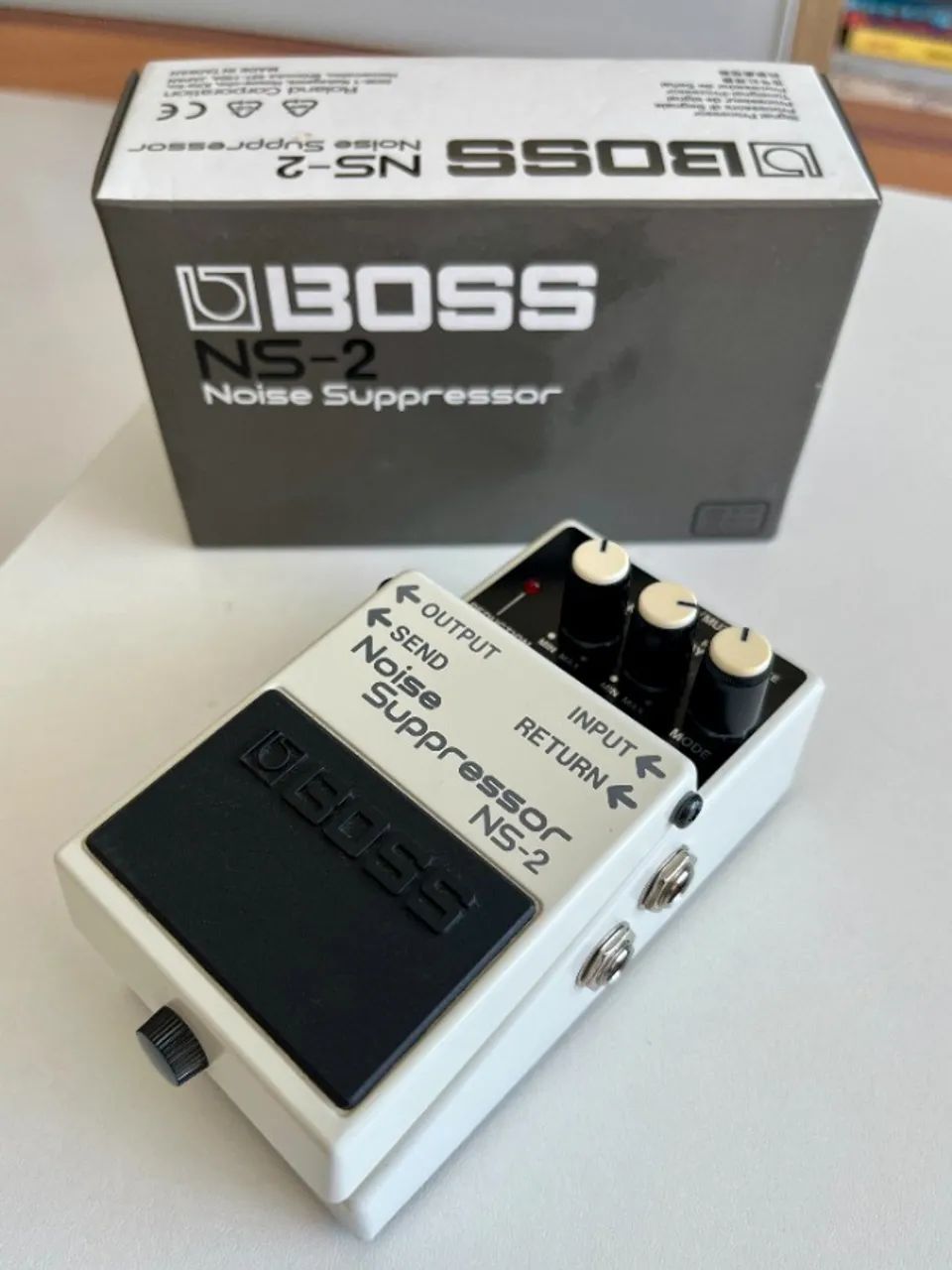 Pedal Boss Ns-2 Noise Suppressor Cor Pérola (Usado) - Instrumentos