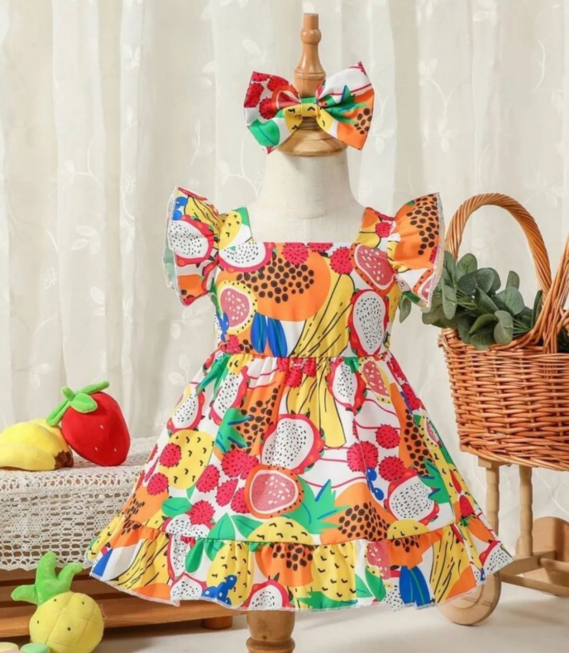 Vestido bebê frutinhas 9 a 12 meses