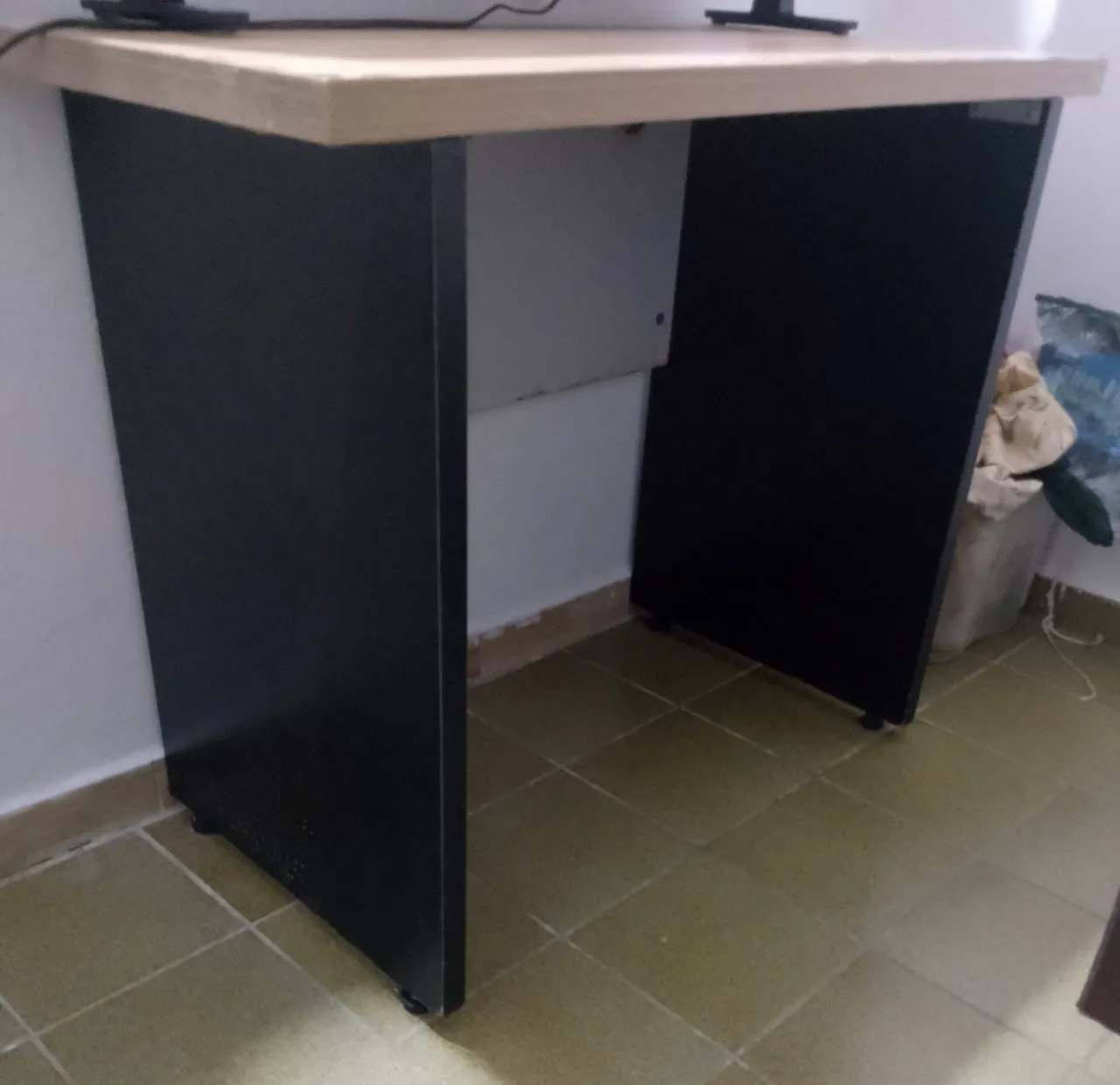 Escrivaninha/birô para estudos