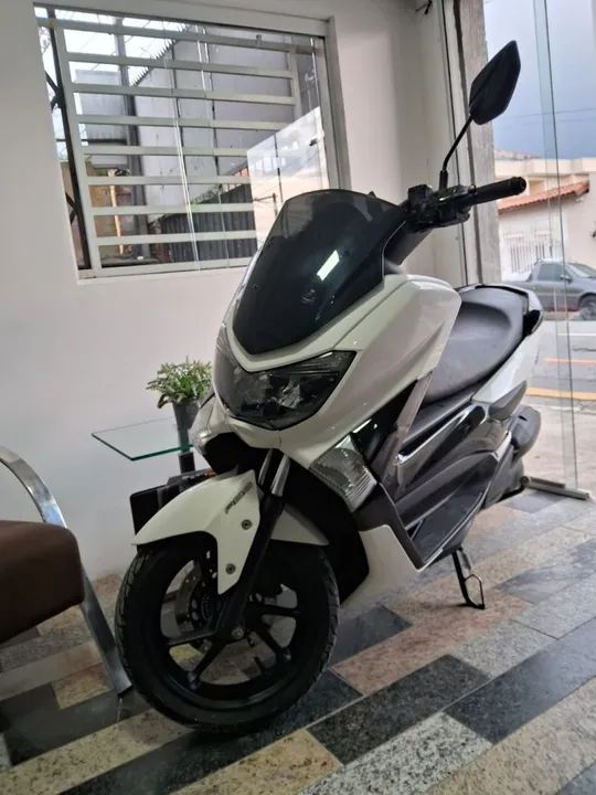NMAX 160 ABS-  Zona leste