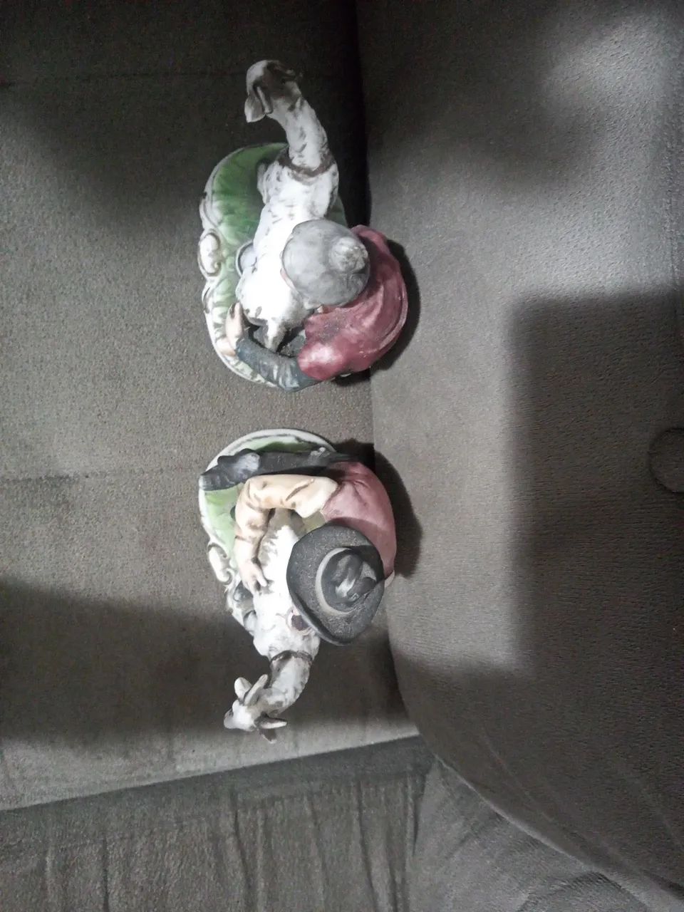 Antigas Estatuetas de Porcelana - Foto 4