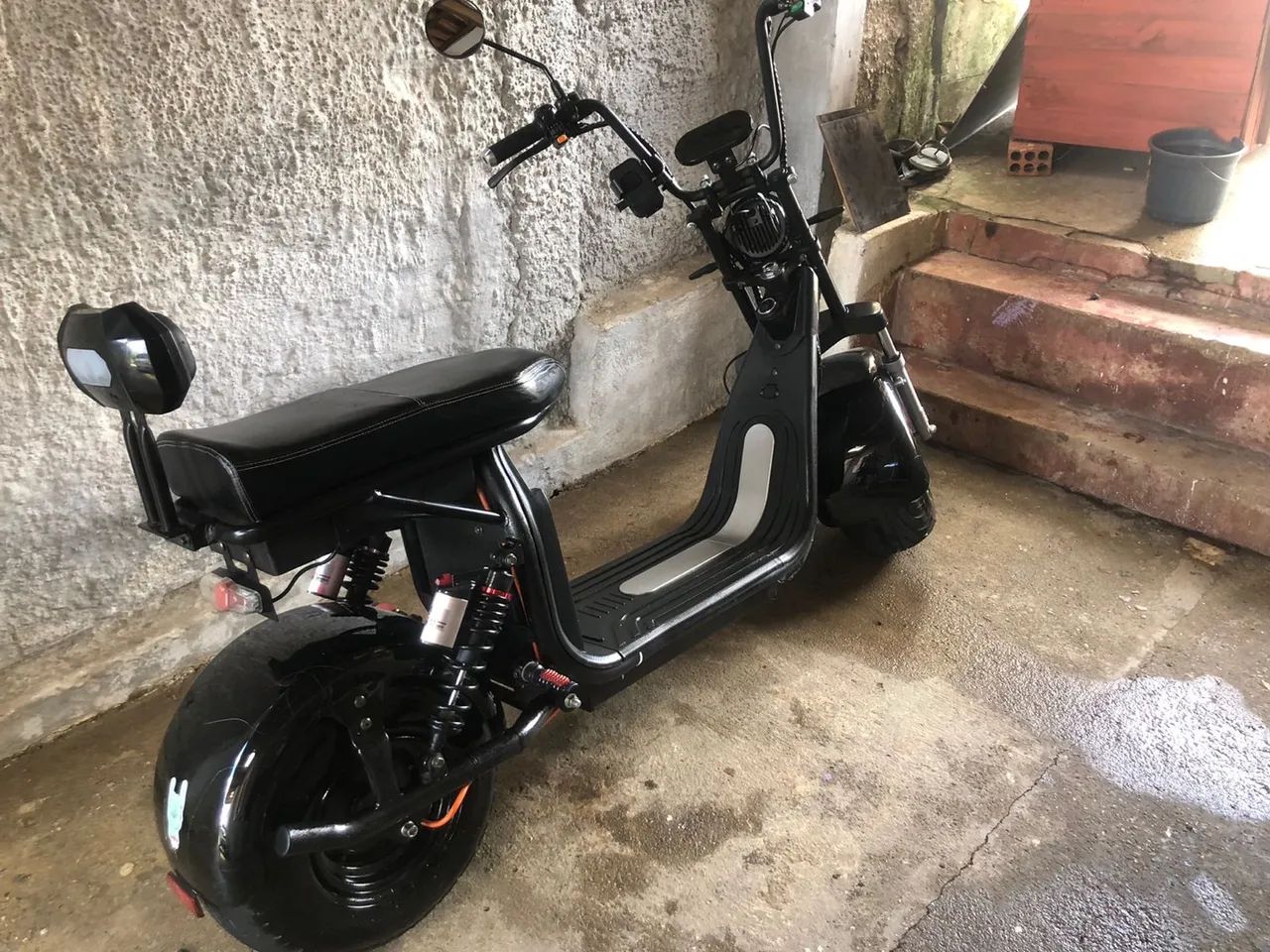 Scooter elétrica 