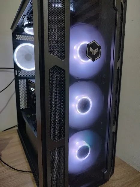 PC gamer Intel64363332984705120